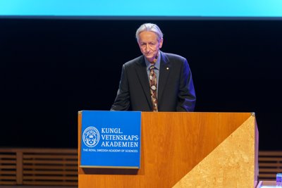 Geoffrey Hinton